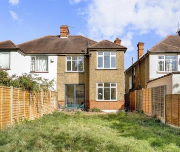 3 bedroom semi-detached house to rent - Photo 6