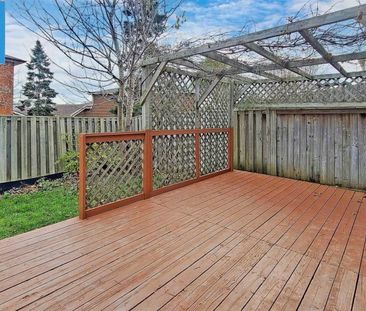 For Lease - 581 Galloway Crescent, Mississauga, Ontario - Photo 5