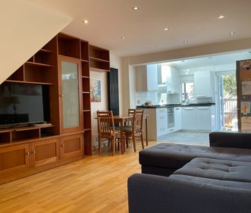 3 Bed Terraced House, Howland Way, SE16 - Photo 6