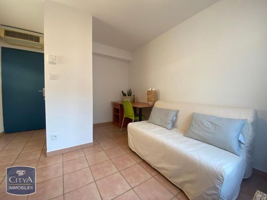 Location Appartement 1 pièce 18m² AVIGNON 84000 - Photo 1