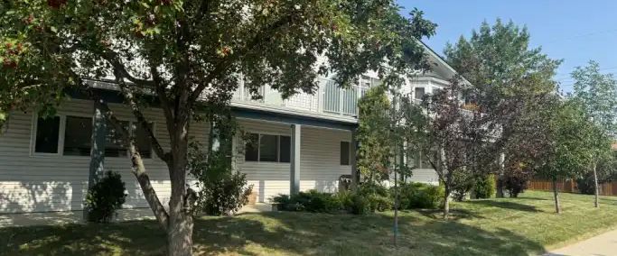 3340 Glenbrook | 3340 41 Street Southwest, Calgary - Photo 1