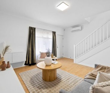 Stylish & Low-Maintenance Living - Photo 2