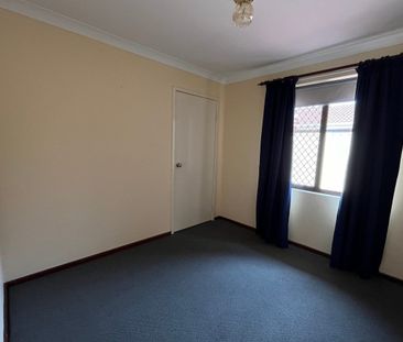 NEAT AND TIDY HOME - Photo 4