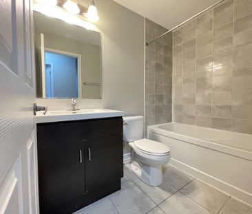 For Lease - 14 Quillberry Close, Brampton, Ontario - Photo 5