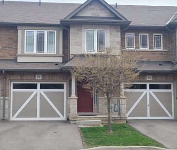 For Lease - 90 Bloom Crescent, Hamilton, Ontario - Photo 2