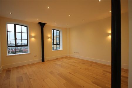 2 bedroom duplex to rent - Photo 4