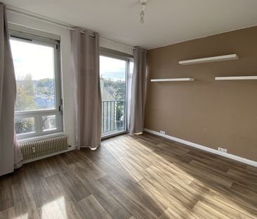 Location Appartement 3 pièces 81m² POITIERS 86000 - Photo 4