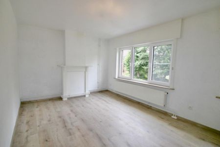 Woning met 4 slpk, tuin met terras en garage voor 1.175 EUR/mnd - Photo 5