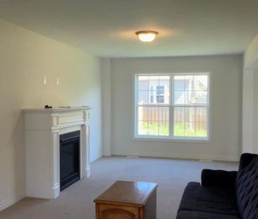 For Lease - 325 Noftall Gardens, Peterborough, Ontario - Photo 1