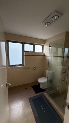 Scarborough - Photo 5