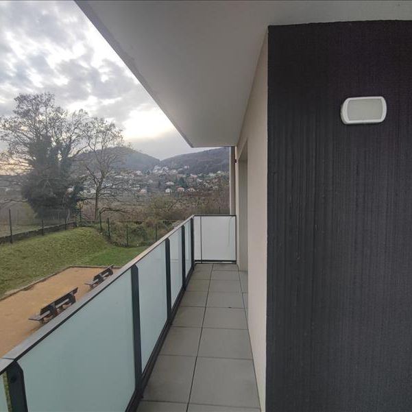 3 pièces - 61,22 m² - 1er étage - Colocation non autorisée - Photo 1