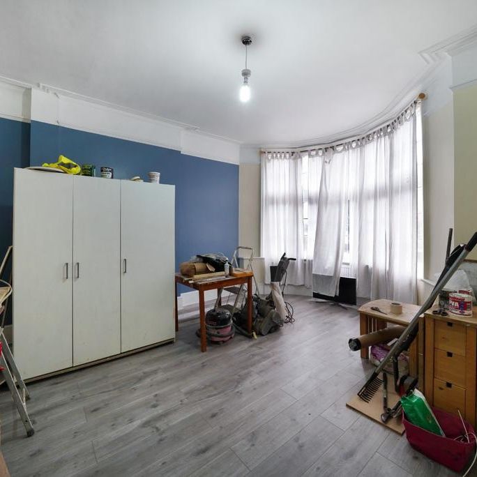 5 bedroom semi-detached house to rent - Photo 1