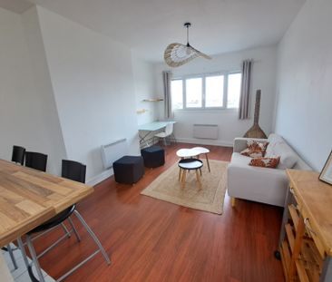 Location Appartement 2 pièces 27m² - Photo 2