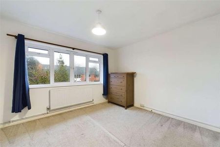 Ray Park Road, Maidenhead, Berkshire, SL6 - Photo 2