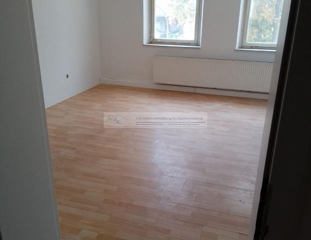 Zentral wohnen am Stadtpark – großzügige 4-Zimmer-Wohnung in Marktredwitz zu vermieten - Foto 1