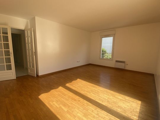 Location Appartement 3 pièces 68m² - Photo 1