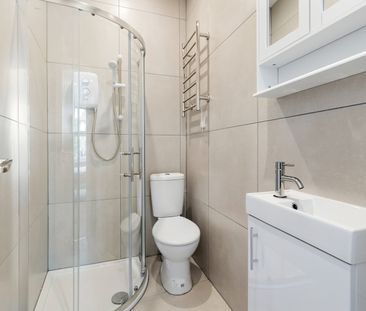 Studio Flat, Cambridge Road, TW4 - Photo 5