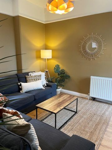 6 Bed Semi-Detached House, Upperthorpe, S6 - Photo 2