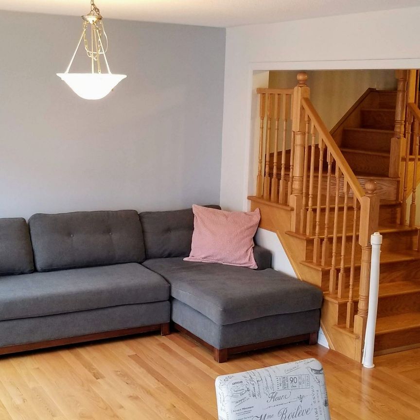 For Lease - 52 Ayers Crescent, Toronto, Ontario - Photo 1