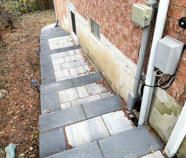 2 Kilbarry Court #Lower - Photo 2