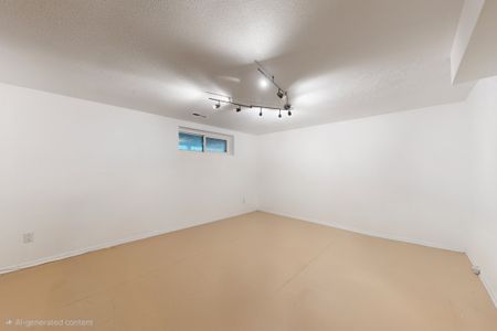 For Lease - 862 Glencairn Avenue, Toronto, Ontario - Photo 2