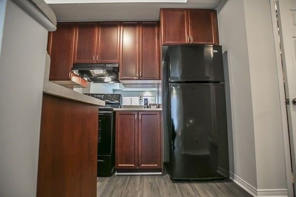 For Lease - 5035 Oscar Peterson Boulevard Unit# 127, Mississauga, Ontario - Photo 1