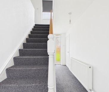 30 Strand Avenue, Holywood, BT18 9AW - Photo 5