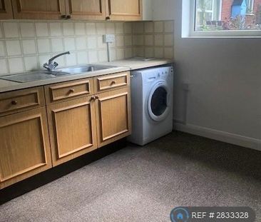 1 bedroom flat to rent - Photo 4