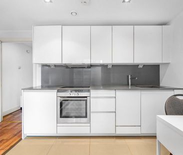 Studio to rent - Photo 6