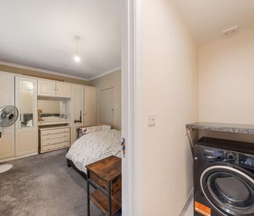 1 Bed Flat, Beckenham Hill Road, SE6 - Photo 6