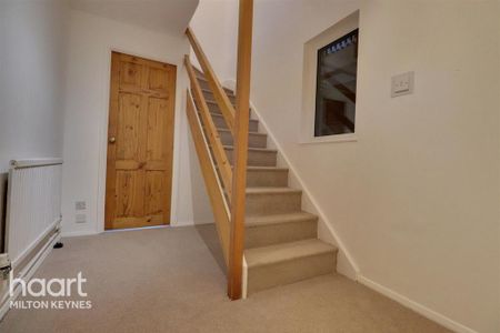 3 bedroom detached house to rent - Photo 2