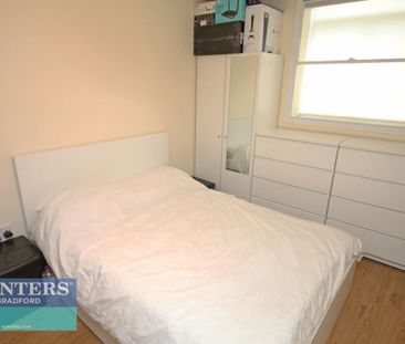 1 bedroom Flat To Let - Photo 6