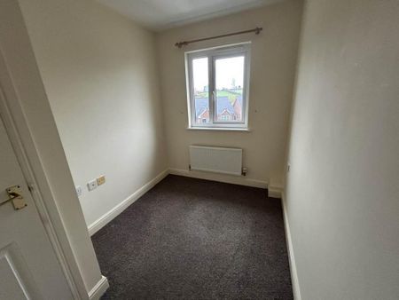 3 bedroom terraced house to rent - Photo 3