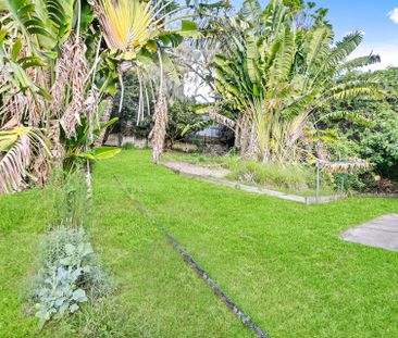 Coastal Retreat in Central Beachside Location - Photo 4