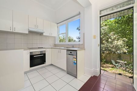 Home For Rent - Photo 3