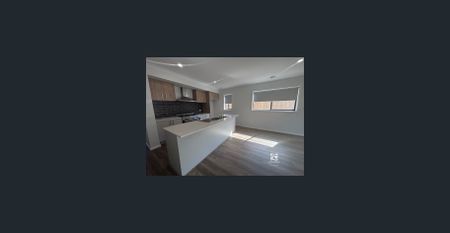 MODERN FAMILY HOME - Photo 5