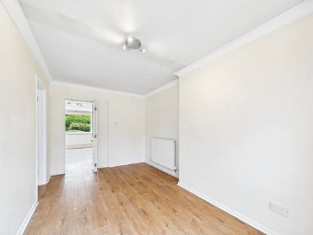 Enid Way, Colchester, CO4 5DL - Photo 4