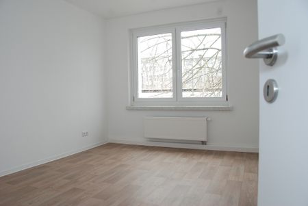 Schicke 3-Raum-Wohnung mit Balkon zum Verweilen - Foto 3