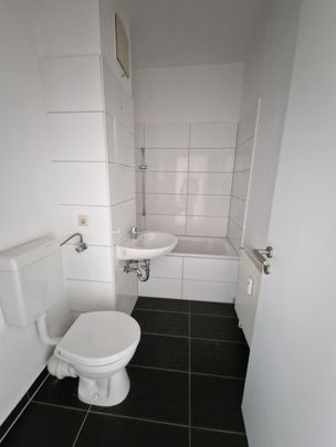 Gemütliches Zuhause im Osten der Stadt sucht Mieter! - Foto 1