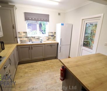 1 bedroom in a house share to rent - Photo 3