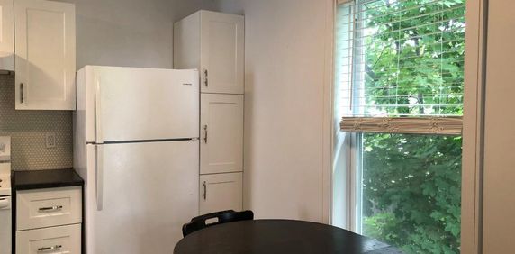 Studio Semi-meublé - Lévis - Photo 2