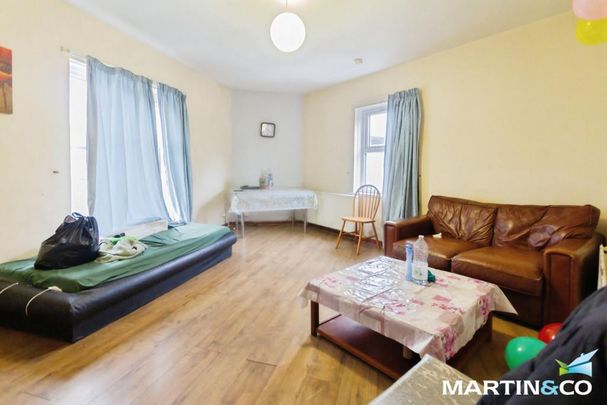 2 bedroom maisonette to rent - Photo 1