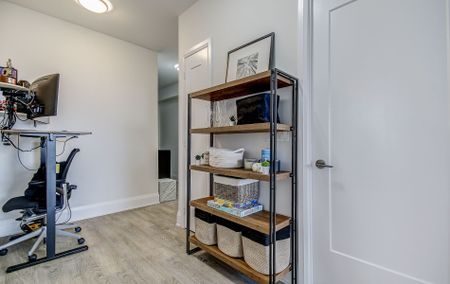 For Lease - 101 Erskine Avenue Unit# 2507, Toronto, Ontario - Photo 4