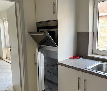 - Sint-niklaas – appartement met zeer ruim terras - Photo 1