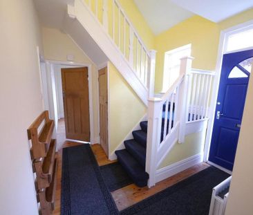 4 bedroom semi-detached house to rent - Photo 1