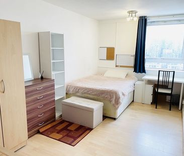 3 Bed Flat, The Quarterdeck, E14 - Photo 4