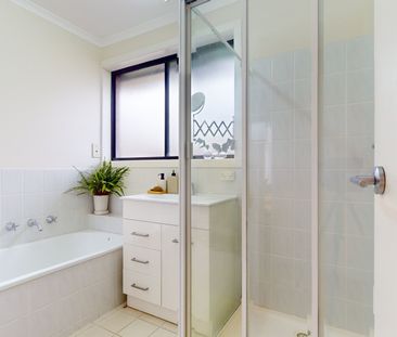 DELIGHTFUL TWO BEDROOM HOME - Photo 6