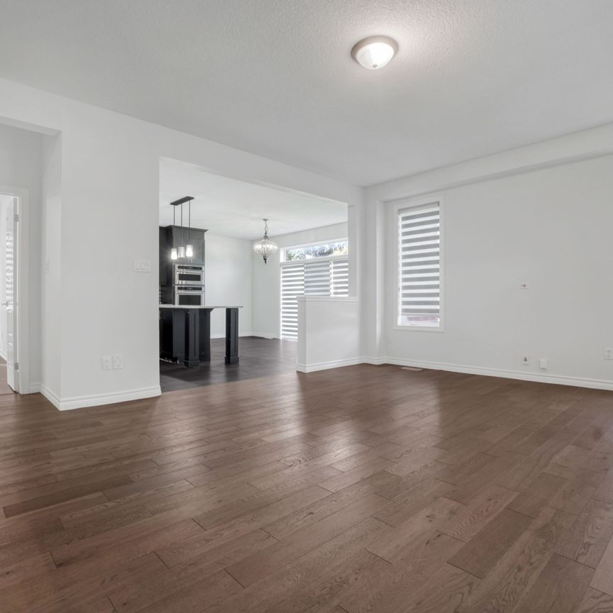 For Lease - 13 Hartfield Street, Ingersoll, Ontario - Photo 1