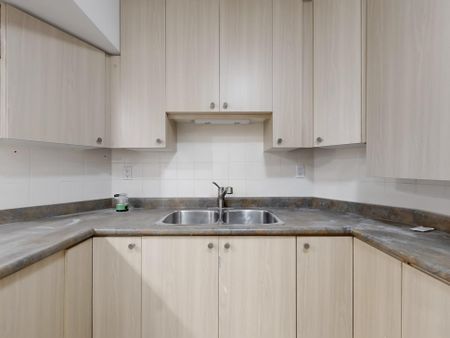 For Lease - 5 Cantex Court Unit# Basement Unit-B, Richmond Hill, Ontario - Photo 2