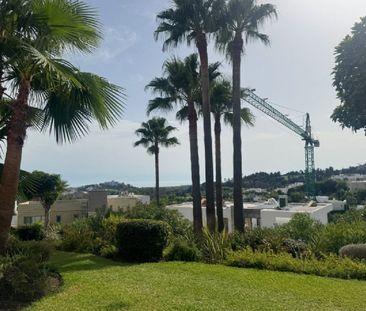 2 Bedroom Apartment For Rent in Benahavís, Málaga - Photo 3